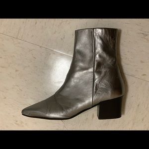 Sliver boots
